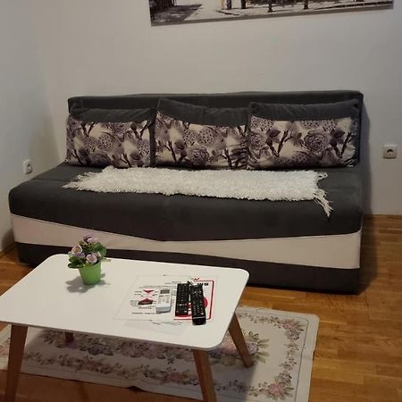 Naki Apartmani Podgorica Esterno foto