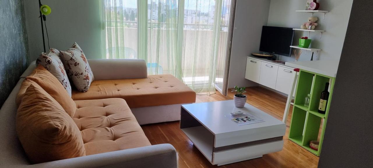 Naki Apartmani Podgorica Esterno foto