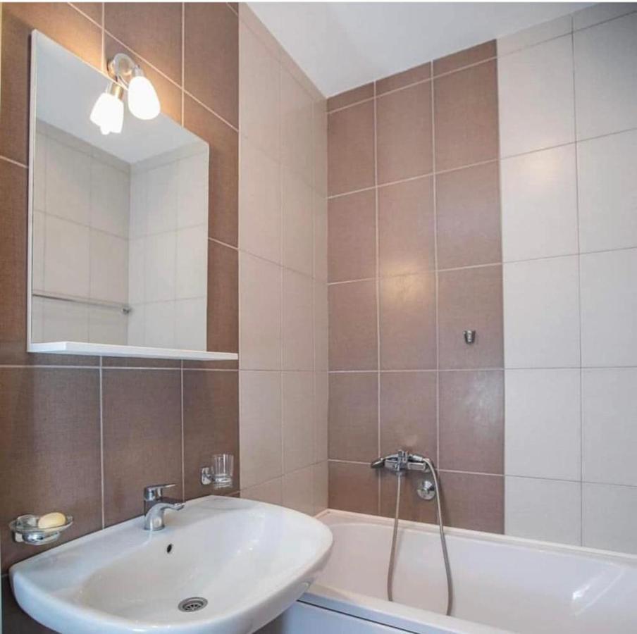 Naki Apartmani Podgorica Esterno foto
